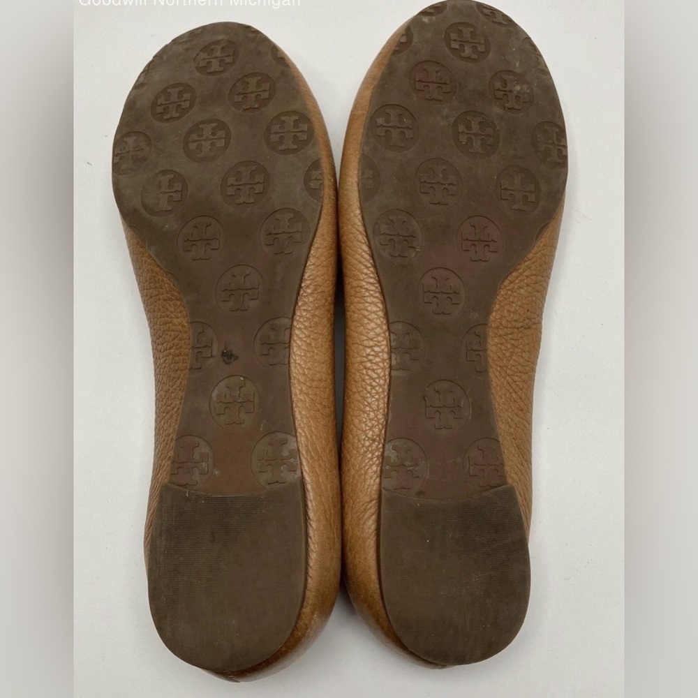 Tory Burch Tan Leather Logo Ballet Flats - Picture 6 of 8